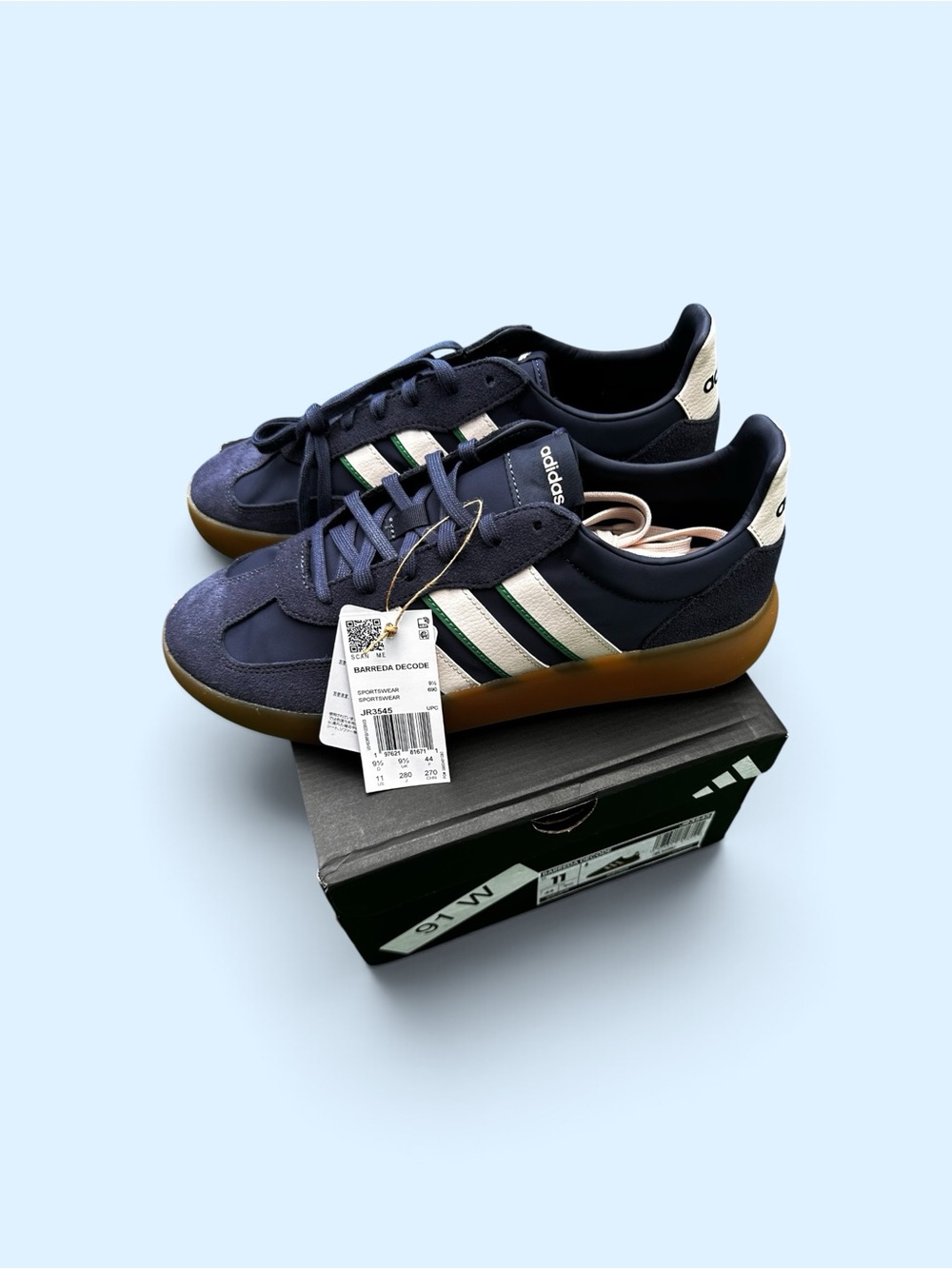 adidas Men’s Navy and Cream Retro-Inspired Sneakers